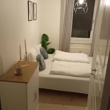 Charming 2 Bedroom Free Parking * Hjørring